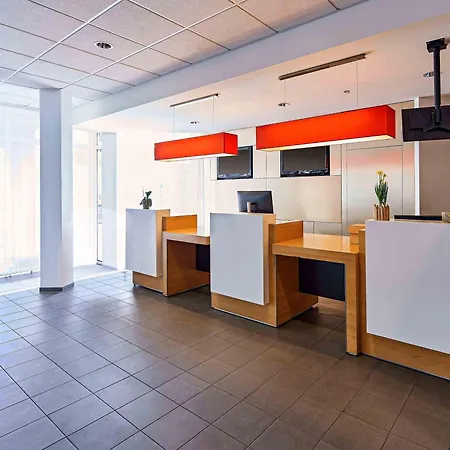 ibis Bonn-3